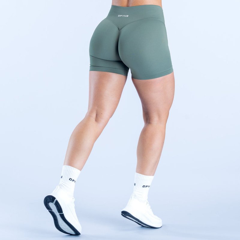 Defy Shorts | 4.5"
